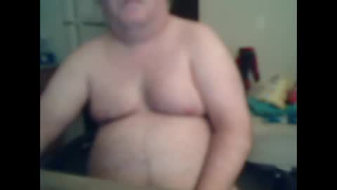 derrickkearley2055 online show from October 2, 7:51 am