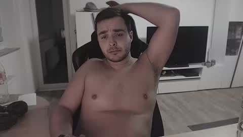 dershark online show from December 19, 1:23 am