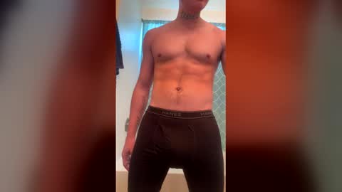 desertdude428407 online show from May 7, 8:37 pm