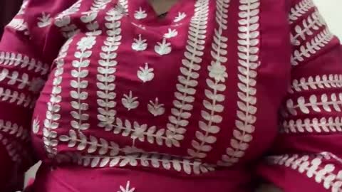 Snapshot of desi_punjabn chatting on September 22, 3:32 am simran online show from September 22, 3:32 am