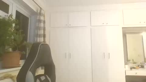 desiboi9 online show from September 22, 11:42 pm