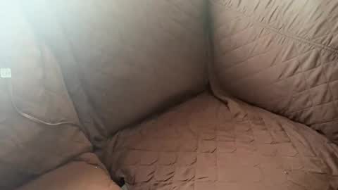 desidaddywaves online show from April 29, 5:30 pm