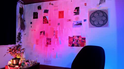 Desidias online show from December 18, 4:20 am