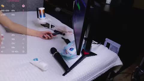 Kira online show from February 21, 6:00 pm