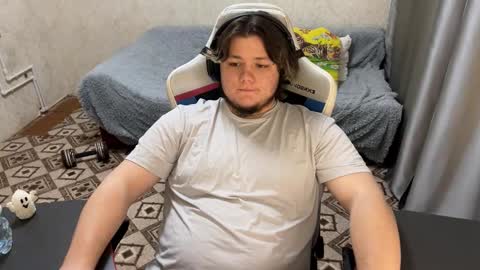 desiredude9 online show from October 16, 3:00 pm