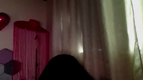 TORI AND MR. BEAR online show from March 6, 6:51 pm