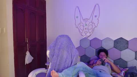 Snapshot of desireduo_tgn chatting on February 23, 1:32 pm TORI AND MR. BEAR online show from February 23, 1:32 pm