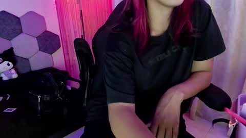 TORI AND MR. BEAR online show from February 12, 6:22 pm