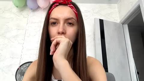 Ksenia online show from April 3, 7:37 am