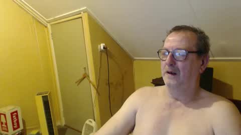 destelp online show from February 20, 2:52 pm