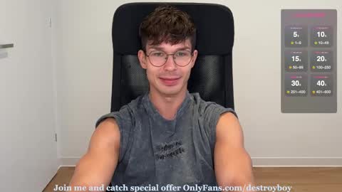 INSTAGRAM justmichaelross online show from October 11, 7:13 am