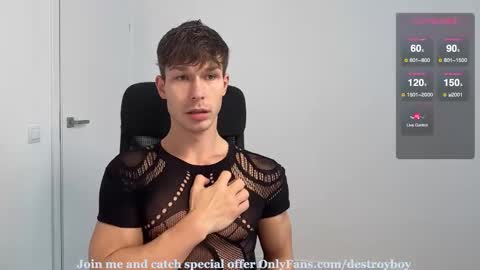 INSTAGRAM justmichaelross online show from November 18, 8:17 am