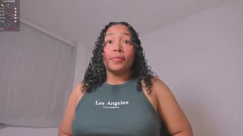 desty_y online show from June 27, 9:59 am