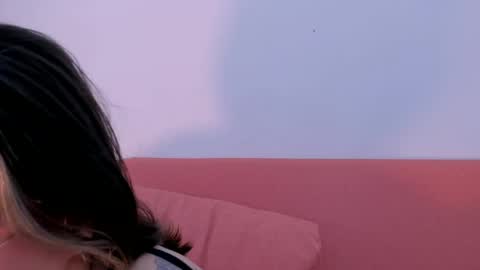 Deva Blue online show from May 14, 5:27 am