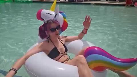 Lady Lydia aka DeviantxDarling online show from April 22, 7:10 pm