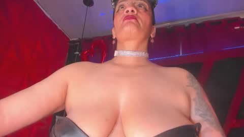 devil_taylorx online show from December 22, 4:14 pm