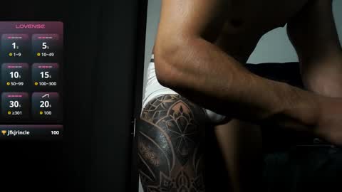 Devin Hunter online show from April 1, 3:40 am