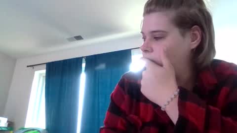 devykitten online show from April 29, 5:30 pm