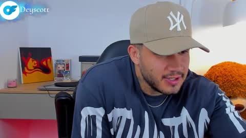 JULIAN online show from March 7, 11:27 pm