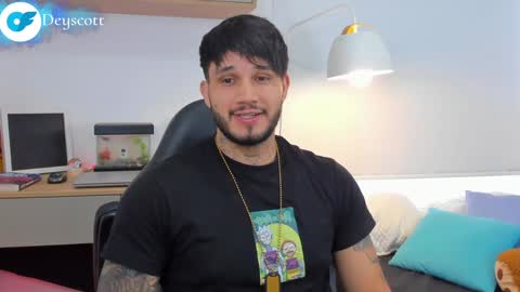 JULIAN online show from January 21, 9:15 pm