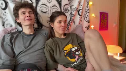 Di Alex online show from February 7, 1:43 pm