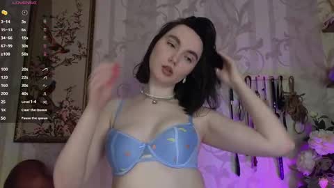 Snapshot of dia__diana chatting on March 12, 7:13 am Diana Di Honey online show from March 12, 7:13 am