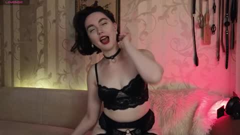 Snapshot of dia__diana chatting on September 8, 2:16 pm Diana Di Honey online show from September 8, 2:16 pm