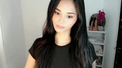 diamond_temptress online show from March 29, 8:05 am