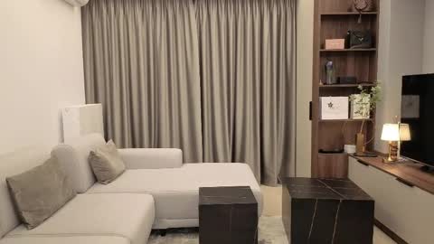 Iris online show from April 8, 8:12 pm