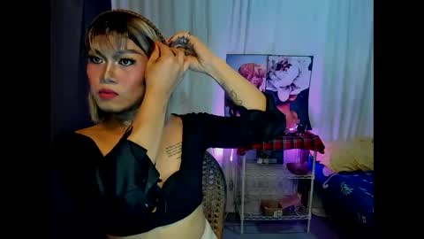 Snapshot of diana_hugex chatting on October 12, 4:53 pm kak sakir online show from October 12, 4:53 pm