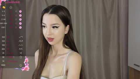 diana_lore online show from April 10, 4:55 pm