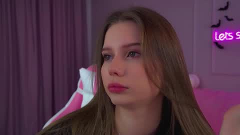 Diana online show from November 2, 7:47 pm