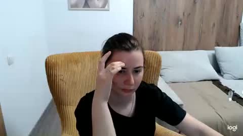 dianasmiey7 online show from May 26, 8:42 am