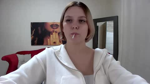 Diane Mills online show from March 10, 2:39 am