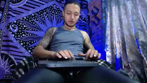 DICAPRIO online show from October 2, 6:28 pm