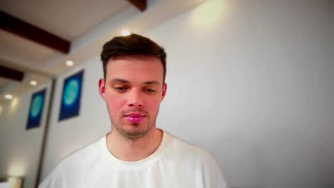 dick_apri0_ online show from May 9, 6:03 pm