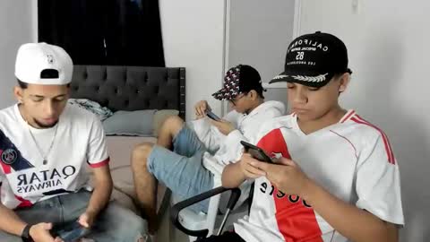 dick online show from November 18, 11:35 am