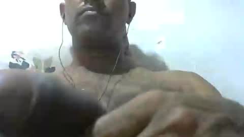 Snapshot of dickruss0070003 chatting on December 3, 8:55 am dick rus online show from December 3, 8:55 am
