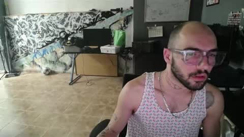 didismurf02 online show from May 28, 2:31 am