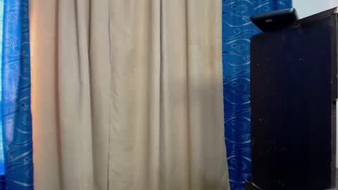 Snapshot of diiego_xxx chatting on March 10, 3:09 pm diiego_xxx online show from March 10, 3:09 pm