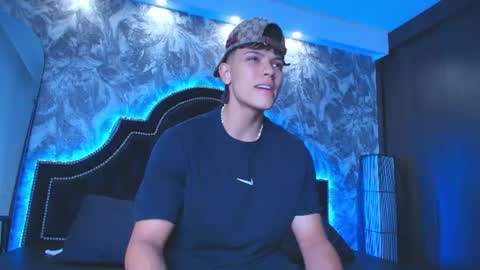dilanmiller_ online show from June 15, 4:43 pm