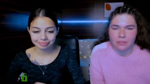 Snapshot of dilara_best chatting on December 2, 12:13 pm Dilyanude in pvt online show from December 2, 12:13 pm