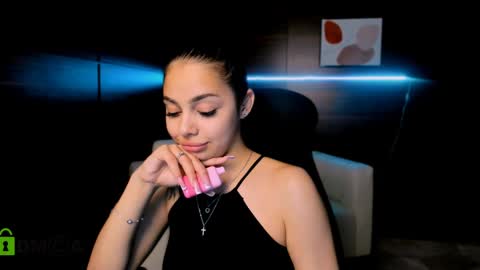 Snapshot of dilara_best chatting on December 4, 5:49 pm Dilyanude in pvt online show from December 4, 5:49 pm