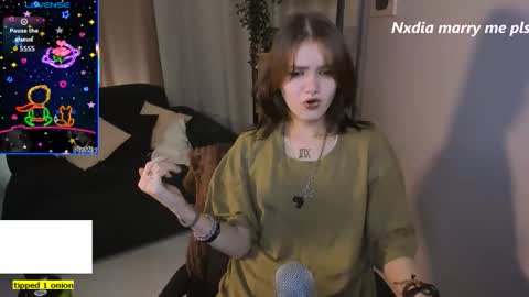 Dilara online show from September 25, 1:51 pm