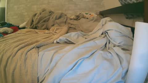 dildobandit online show from December 25, 10:27 pm