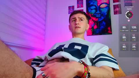 Julian Independent Model online show from March 10, 1:10 am