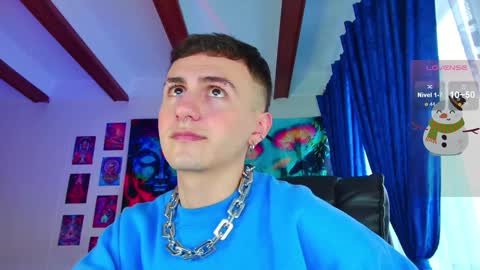 Snapshot of dimitri_bilak_ chatting on December 5, 10:17 pm Julian Independent Model online show from December 5, 10:17 pm