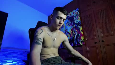 dimitri_higt online show from February 11, 1:31 am