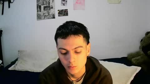 Dioniso online show from September 15, 1:01 pm