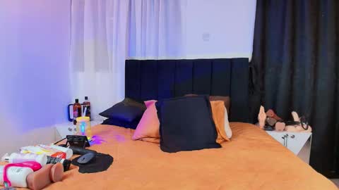 victoria online show from February 17, 9:30 am